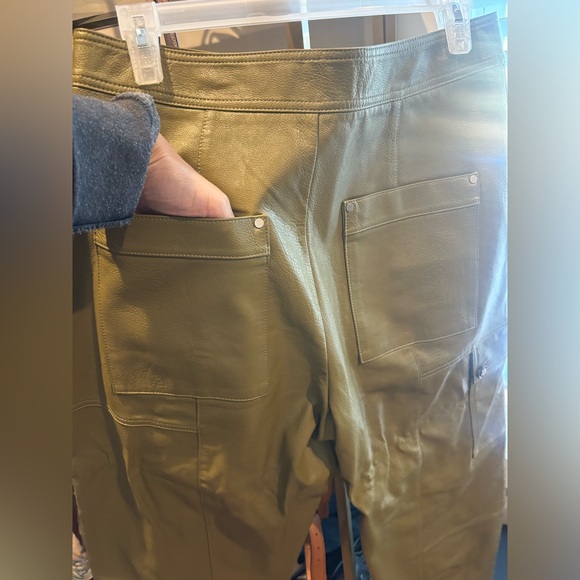 Anthropologie Green Leather Pleather Wide Leg Cropped Pants - Picture 7 of 8